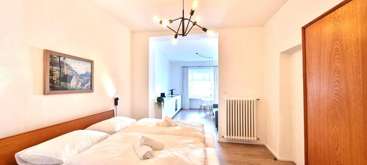 Rosa Apartment With Parking Historic City Center 梅拉诺 外观 照片